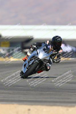 media/Jan-14-2024-SoCal Trackdays (Sun) [[2e55ec21a6]]/Turn 16 Set 2 (1125am)/